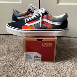 Men’s 9 Dark Aura Old Skool Vans
